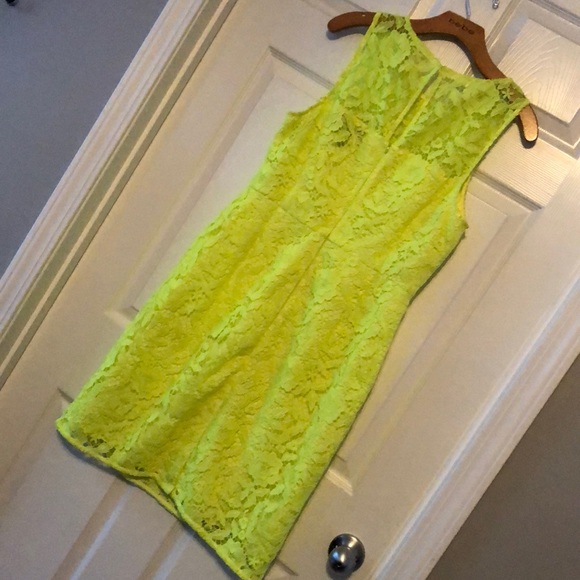 Dress - Picture 3 of 3